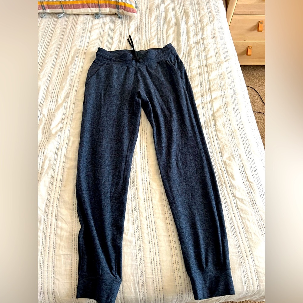 Lululemon Ready for Rulu joggers.